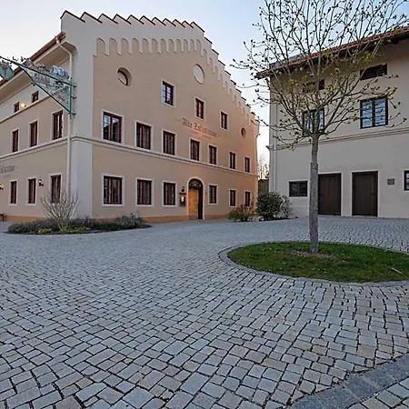 Отель Alte Zollstation- Historical Building 4*