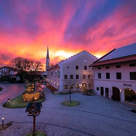 Alte Zollstation- Historical Building Obing